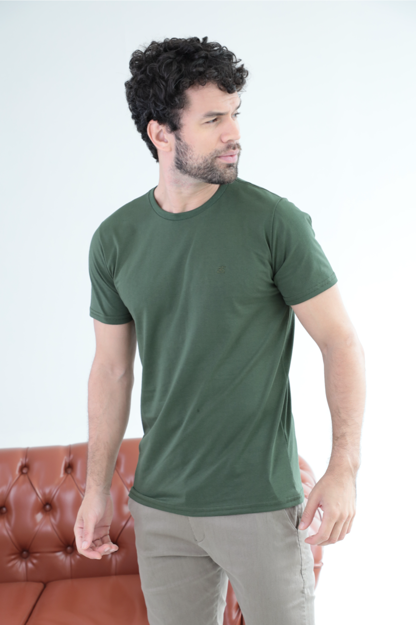 Camiseta Básica Sobre Tom