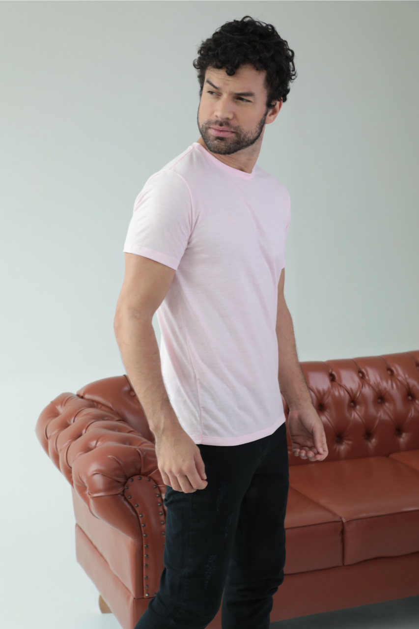 Camiseta Básica Sobre Tom